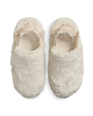 Nike Calm SE Women's Mules. Nike.com